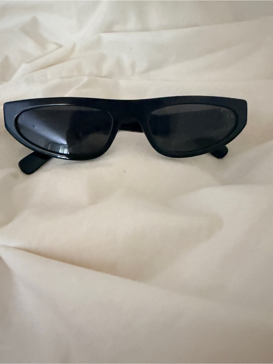 Miu Miu Cat-Eye Sunglasses main image 5